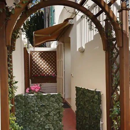 Dei Due Porti Apart Otel Sanremo