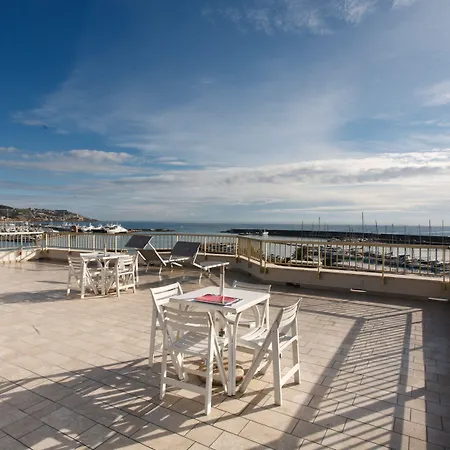 Dei Due Porti Apart Otel