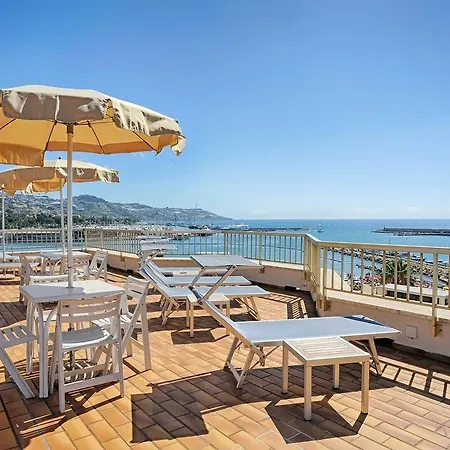 Aparthotel Dei Due Porti Sanremo