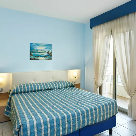 Dei Due Porti Aparthotel 3*
