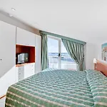 Dei Due Porti Aparthotel