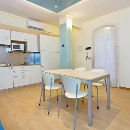 アパートホテル レジデンス デイ ドゥエ ポルティ サンレモ