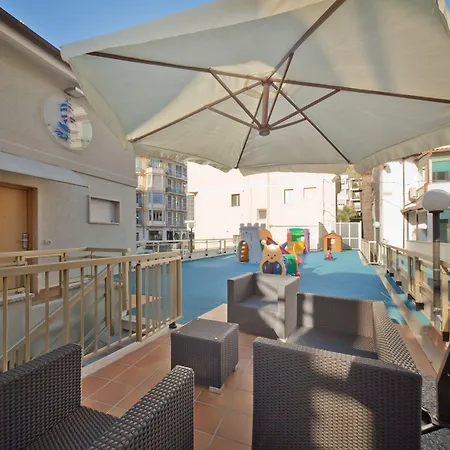 レジデンス デイ ドゥエ ポルティ 3*