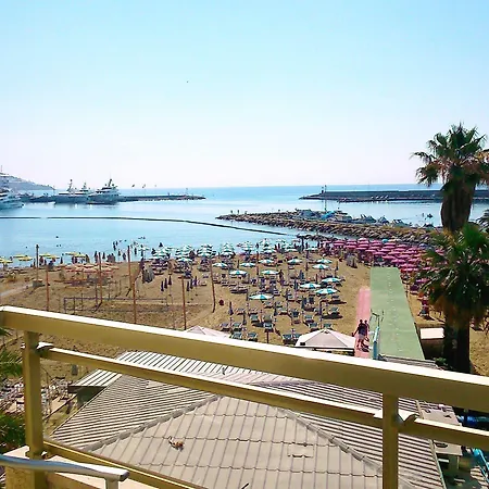 レジデンス デイ ドゥエ ポルティ