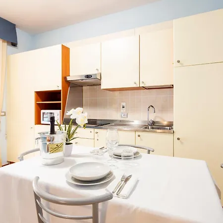 Aparthotel Dei Due Porti Sanremo