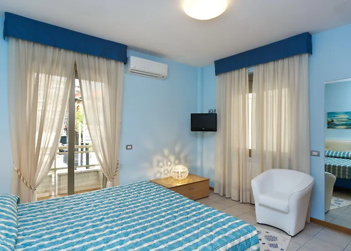 迪都耶波尔帝住宅酒店 3* 圣雷默