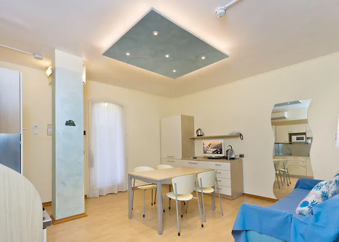 迪都耶波尔帝住宅酒店 3*